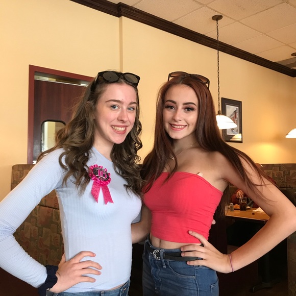 Meet your Posher, Maddie - Picture 1 of 1